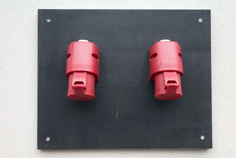 Enchufes y tomas de corriente — Electricidad e instrumentación